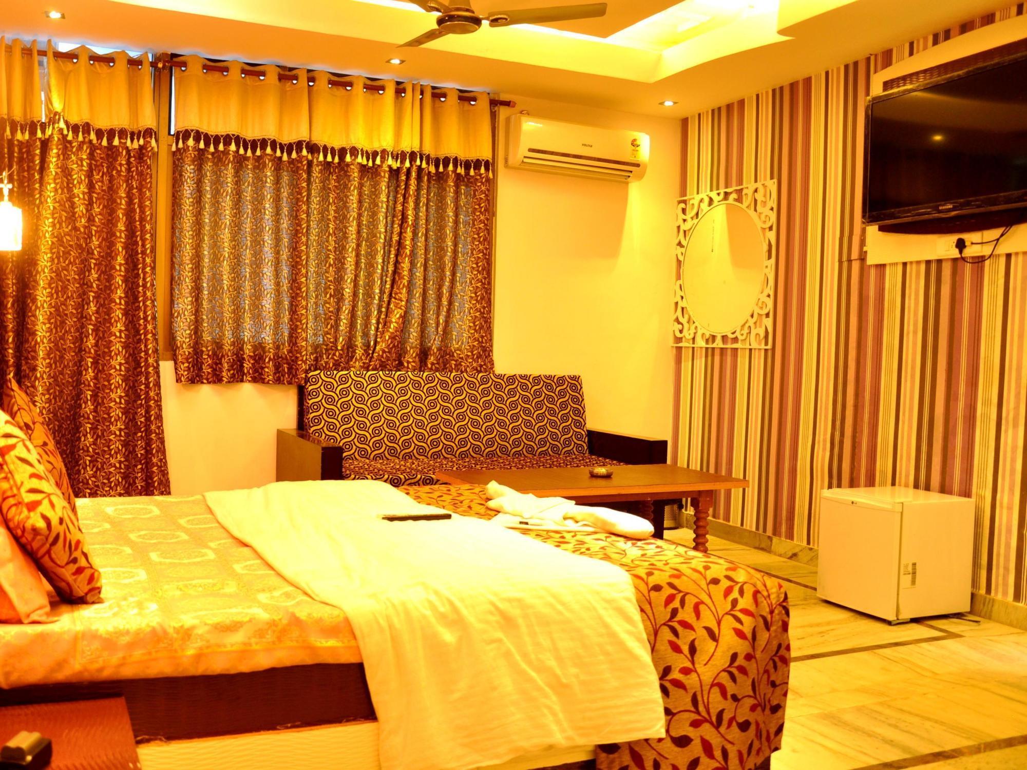 Akash Continental Rishīkesh Exterior foto
